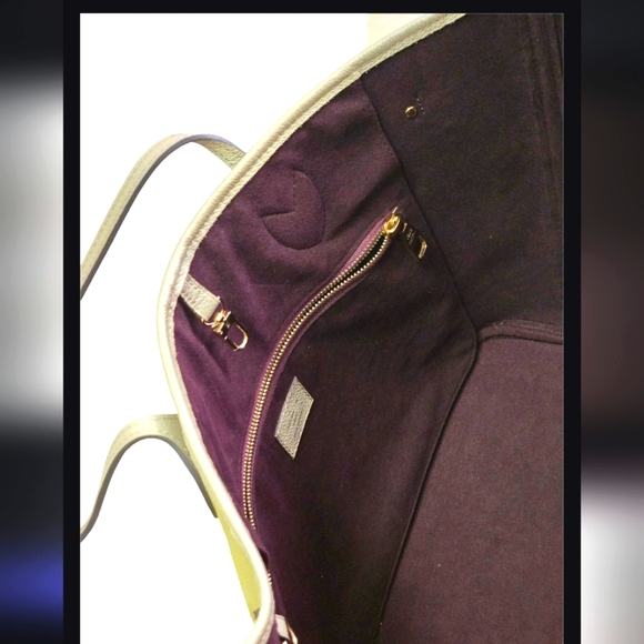 Louis vuitton Empreinte Microchip MM with pouch - Picture 11 of 16